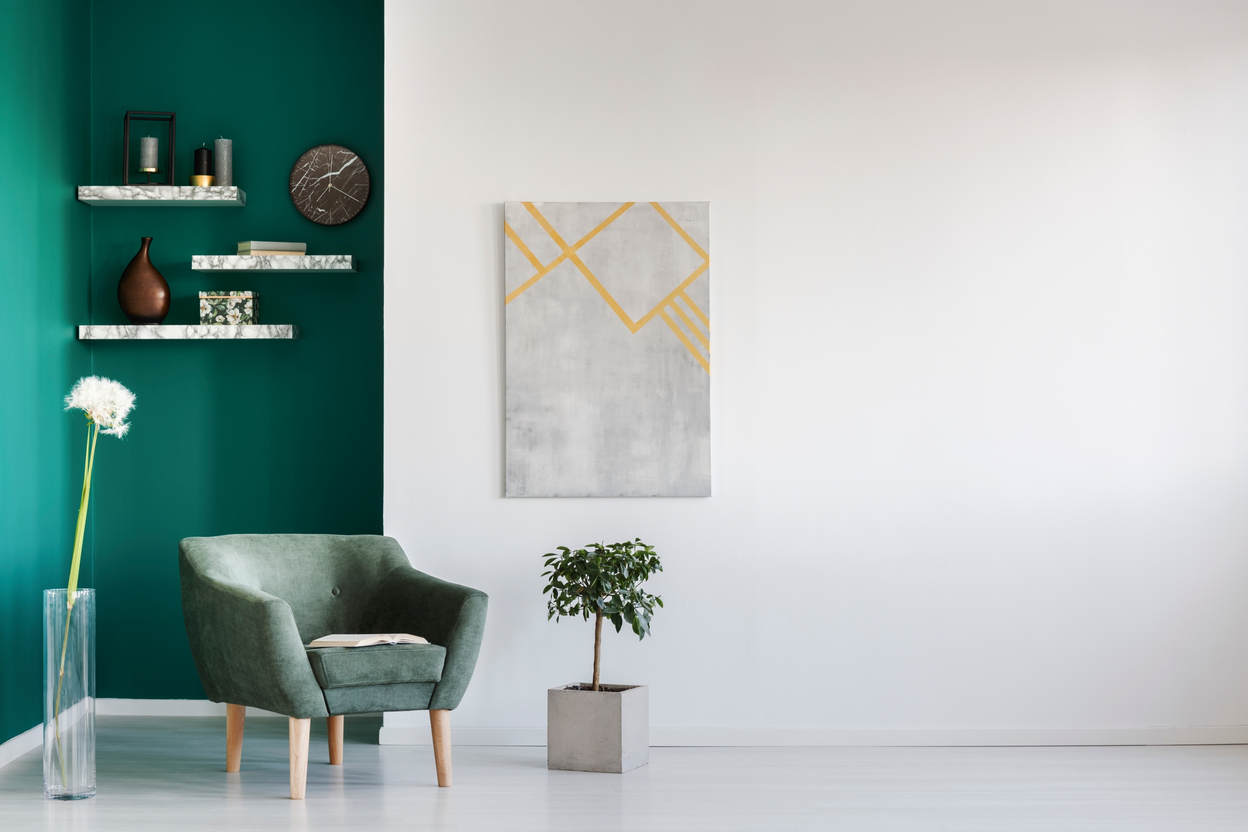 Green,Armchair,Between,Dandelion,And,Plant,In,Living,Room,Interior